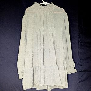 Blue puff/dotted blouse